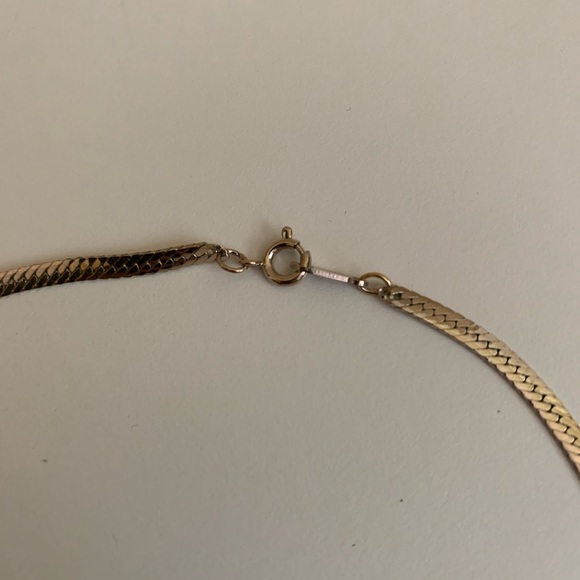 Vintage Fifth Avenue Collection Gold Necklace - Picture 3 of 3